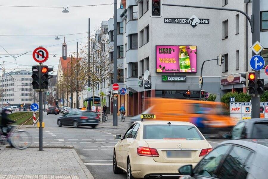 Digitale Megaboards & City Screens