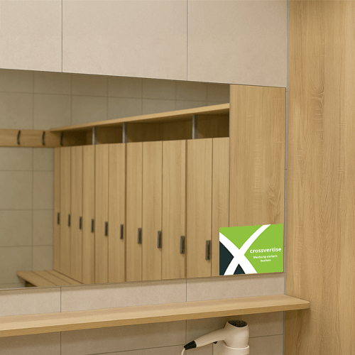 Spiegelaufkleber in Schwimmbädern