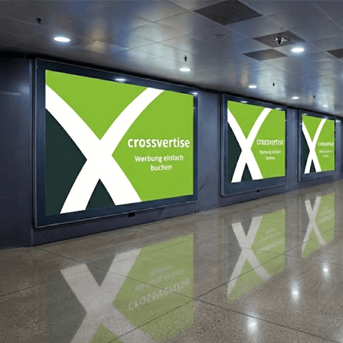 Mega-Light-Scrolling Wall